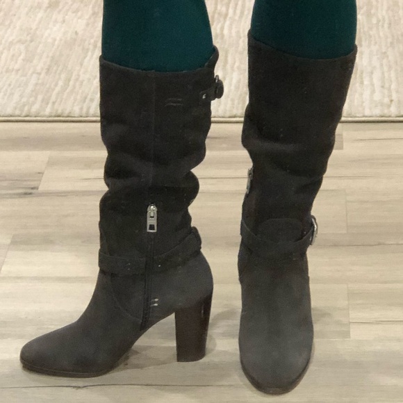 Coach suede 1/4 length boots size 7. Great condition!! - Picture 3 of 8